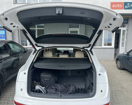Білий Ауді Ку 5, об'ємом двигуна 2 л та пробігом 147 тис. км за 26600 $, фото 8 на Automoto.ua