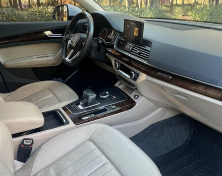 Белый Ауди Ку 5, объемом двигателя 1.98 л и пробегом 100 тыс. км за 26500 $, фото 4 на Automoto.ua