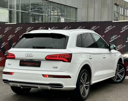 Білий Ауді Ку 5, об'ємом двигуна 1.98 л та пробігом 138 тис. км за 27500 $, фото 8 на Automoto.ua