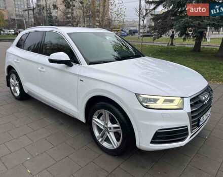 Белый Ауди Ку 5, объемом двигателя 1.97 л и пробегом 139 тыс. км за 28800 $, фото 15 на Automoto.ua