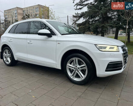 Белый Ауди Ку 5, объемом двигателя 1.97 л и пробегом 139 тыс. км за 28800 $, фото 11 на Automoto.ua