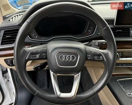 Білий Ауді Ку 5, об'ємом двигуна 2 л та пробігом 215 тис. км за 21800 $, фото 29 на Automoto.ua