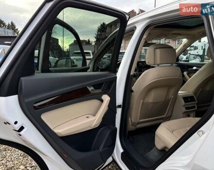 Білий Ауді Ку 5, об'ємом двигуна 2 л та пробігом 215 тис. км за 21800 $, фото 50 на Automoto.ua