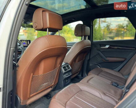 Белый Ауди Ку 5, объемом двигателя 2 л и пробегом 127 тыс. км за 24900 $, фото 56 на Automoto.ua