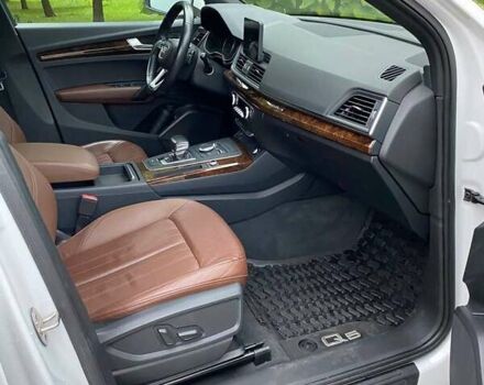 Белый Ауди Ку 5, объемом двигателя 1.98 л и пробегом 145 тыс. км за 25700 $, фото 5 на Automoto.ua