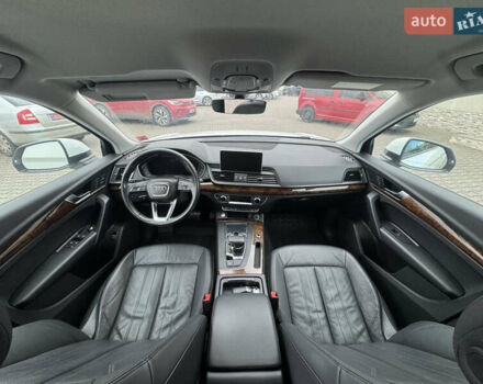 Белый Ауди Ку 5, объемом двигателя 1.98 л и пробегом 238 тыс. км за 18500 $, фото 21 на Automoto.ua