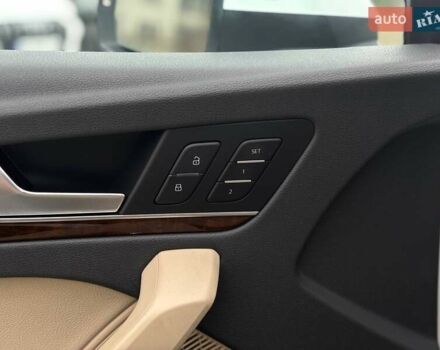 Білий Ауді Ку 5, об'ємом двигуна 2 л та пробігом 215 тис. км за 22000 $, фото 28 на Automoto.ua