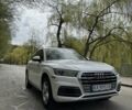 Белый Ауди Ку 5, объемом двигателя 2 л и пробегом 147 тыс. км за 20800 $, фото 1 на Automoto.ua