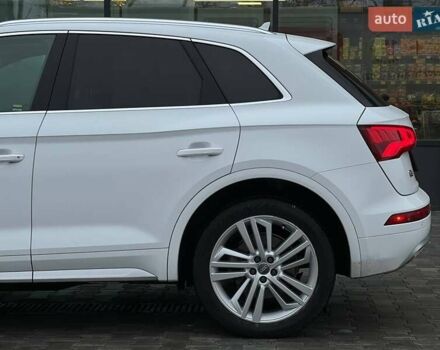 Белый Ауди Ку 5, объемом двигателя 2 л и пробегом 142 тыс. км за 25990 $, фото 10 на Automoto.ua