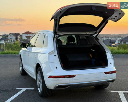 Белый Ауди Ку 5, объемом двигателя 1.98 л и пробегом 122 тыс. км за 27500 $, фото 31 на Automoto.ua