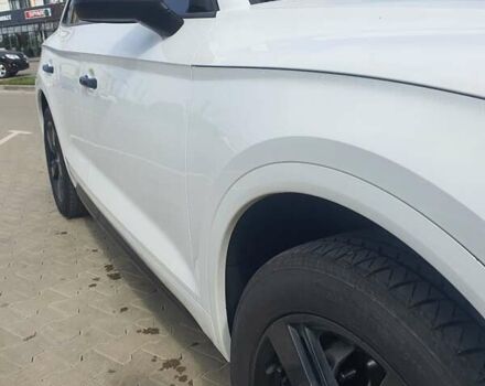 Белый Ауди Ку 5, объемом двигателя 2 л и пробегом 156 тыс. км за 24500 $, фото 1 на Automoto.ua