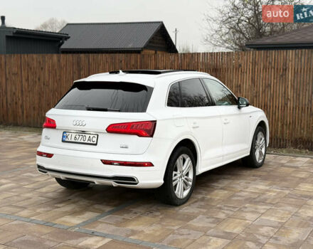 Белый Ауди Ку 5, объемом двигателя 1.98 л и пробегом 60 тыс. км за 26900 $, фото 9 на Automoto.ua