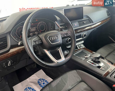 Белый Ауди Ку 5, объемом двигателя 2 л и пробегом 46 тыс. км за 25950 $, фото 5 на Automoto.ua