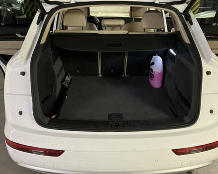 Белый Ауди Ку 5, объемом двигателя 1.98 л и пробегом 95 тыс. км за 21000 $, фото 6 на Automoto.ua