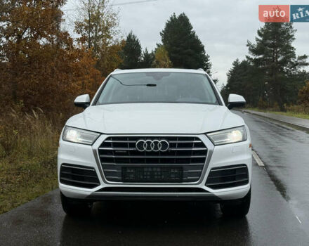 Белый Ауди Ку 5, объемом двигателя 2 л и пробегом 171 тыс. км за 21500 $, фото 5 на Automoto.ua
