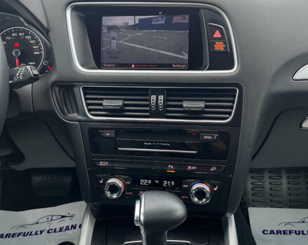 Білий Ауді Ку 5, об'ємом двигуна 2 л та пробігом 206 тис. км за 18500 $, фото 9 на Automoto.ua