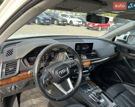 Белый Ауди Ку 5, объемом двигателя 2 л и пробегом 167 тыс. км за 22600 $, фото 10 на Automoto.ua