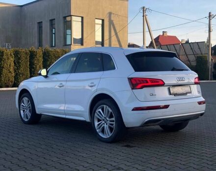 Білий Ауді Ку 5, об'ємом двигуна 2 л та пробігом 189 тис. км за 21800 $, фото 5 на Automoto.ua