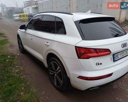Білий Ауді Ку 5, об'ємом двигуна 1.98 л та пробігом 155 тис. км за 26200 $, фото 2 на Automoto.ua