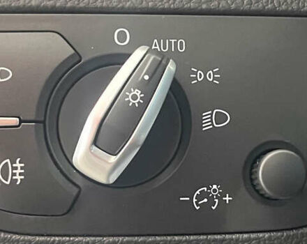 Білий Ауді Ку 5, об'ємом двигуна 2 л та пробігом 46 тис. км за 25950 $, фото 22 на Automoto.ua