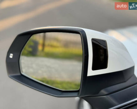 Белый Ауди Ку 5, объемом двигателя 2 л и пробегом 127 тыс. км за 24900 $, фото 36 на Automoto.ua