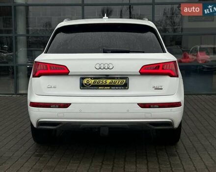 Белый Ауди Ку 5, объемом двигателя 1.98 л и пробегом 166 тыс. км за 24000 $, фото 5 на Automoto.ua