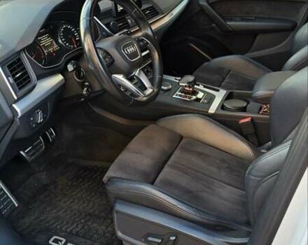 Білий Ауді Ку 5, об'ємом двигуна 1.97 л та пробігом 115 тис. км за 32000 $, фото 7 на Automoto.ua