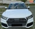 Белый Ауди Ку 5, объемом двигателя 2 л и пробегом 156 тыс. км за 22900 $, фото 1 на Automoto.ua