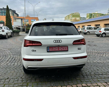 Белый Ауди Ку 5, объемом двигателя 1.98 л и пробегом 74 тыс. км за 26500 $, фото 16 на Automoto.ua