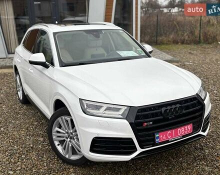 Білий Ауді Ку 5, об'ємом двигуна 2 л та пробігом 215 тис. км за 22000 $, фото 7 на Automoto.ua