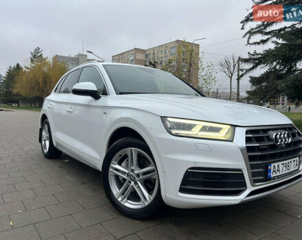 Белый Ауди Ку 5, объемом двигателя 1.97 л и пробегом 139 тыс. км за 28800 $, фото 2 на Automoto.ua