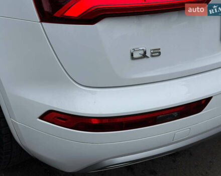 Белый Ауди Ку 5, объемом двигателя 1.98 л и пробегом 200 тыс. км за 22499 $, фото 23 на Automoto.ua