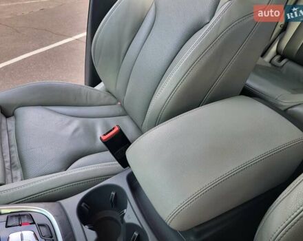 Білий Ауді Ку 5, об'ємом двигуна 1.98 л та пробігом 73 тис. км за 17800 $, фото 17 на Automoto.ua