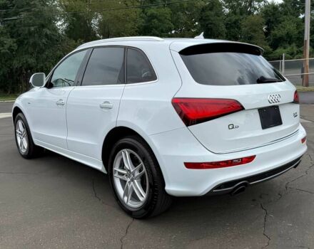 Белый Ауди Ку 5, объемом двигателя 3 л и пробегом 59 тыс. км за 12000 $, фото 6 на Automoto.ua