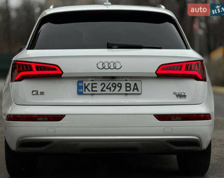 Белый Ауди Ку 5, объемом двигателя 1.98 л и пробегом 200 тыс. км за 22499 $, фото 3 на Automoto.ua