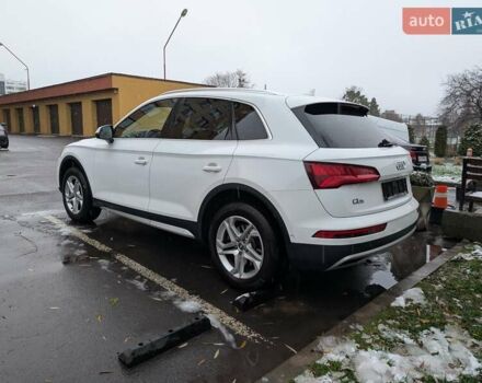 Білий Ауді Ку 5, об'ємом двигуна 2 л та пробігом 199 тис. км за 29999 $, фото 2 на Automoto.ua