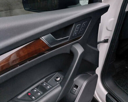 Белый Ауди Ку 5, объемом двигателя 1.98 л и пробегом 134 тыс. км за 25996 $, фото 23 на Automoto.ua