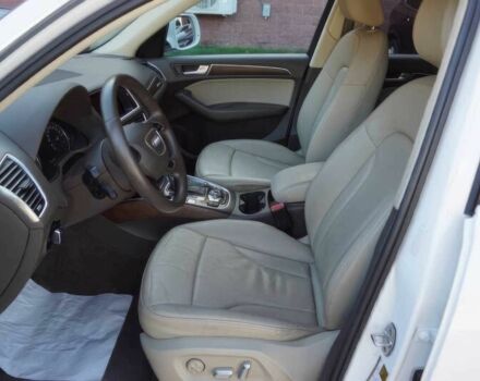 Белый Ауди Ку 5, объемом двигателя 2 л и пробегом 63 тыс. км за 14500 $, фото 9 на Automoto.ua