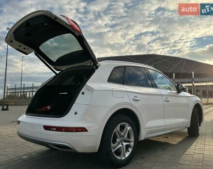 Белый Ауди Ку 5, объемом двигателя 1.98 л и пробегом 143 тыс. км за 24000 $, фото 8 на Automoto.ua