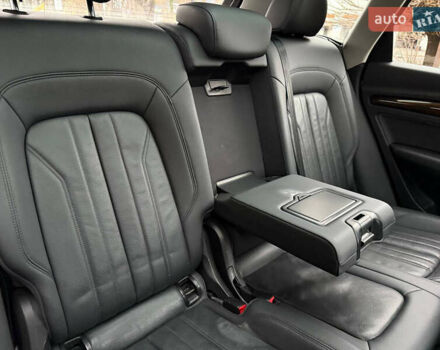 Белый Ауди Ку 5, объемом двигателя 1.98 л и пробегом 200 тыс. км за 22499 $, фото 13 на Automoto.ua