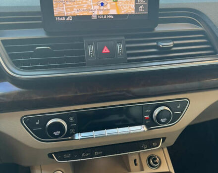 Белый Ауди Ку 5, объемом двигателя 1.98 л и пробегом 100 тыс. км за 26500 $, фото 9 на Automoto.ua