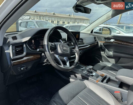 Белый Ауди Ку 5, объемом двигателя 1.98 л и пробегом 173 тыс. км за 21900 $, фото 53 на Automoto.ua