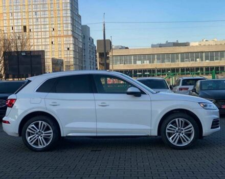 Білий Ауді Ку 5, об'ємом двигуна 2 л та пробігом 189 тис. км за 21800 $, фото 1 на Automoto.ua