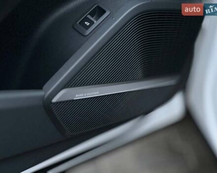 Белый Ауди Ку 5, объемом двигателя 2 л и пробегом 142 тыс. км за 25990 $, фото 22 на Automoto.ua