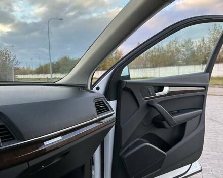 Белый Ауди Ку 5, объемом двигателя 1.98 л и пробегом 143 тыс. км за 24000 $, фото 28 на Automoto.ua