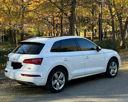 Белый Ауди Ку 5, объемом двигателя 1.98 л и пробегом 100 тыс. км за 26500 $, фото 2 на Automoto.ua
