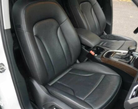 Белый Ауди Ку 5, объемом двигателя 2 л и пробегом 53 тыс. км за 12600 $, фото 8 на Automoto.ua