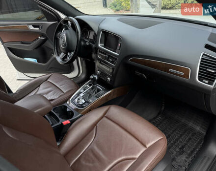 Белый Ауди Ку 5, объемом двигателя 1.98 л и пробегом 112 тыс. км за 21100 $, фото 15 на Automoto.ua