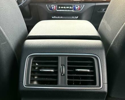 Белый Ауди Ку 5, объемом двигателя 1.98 л и пробегом 143 тыс. км за 24000 $, фото 27 на Automoto.ua