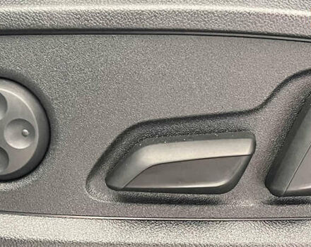 Білий Ауді Ку 5, об'ємом двигуна 2 л та пробігом 46 тис. км за 25950 $, фото 25 на Automoto.ua